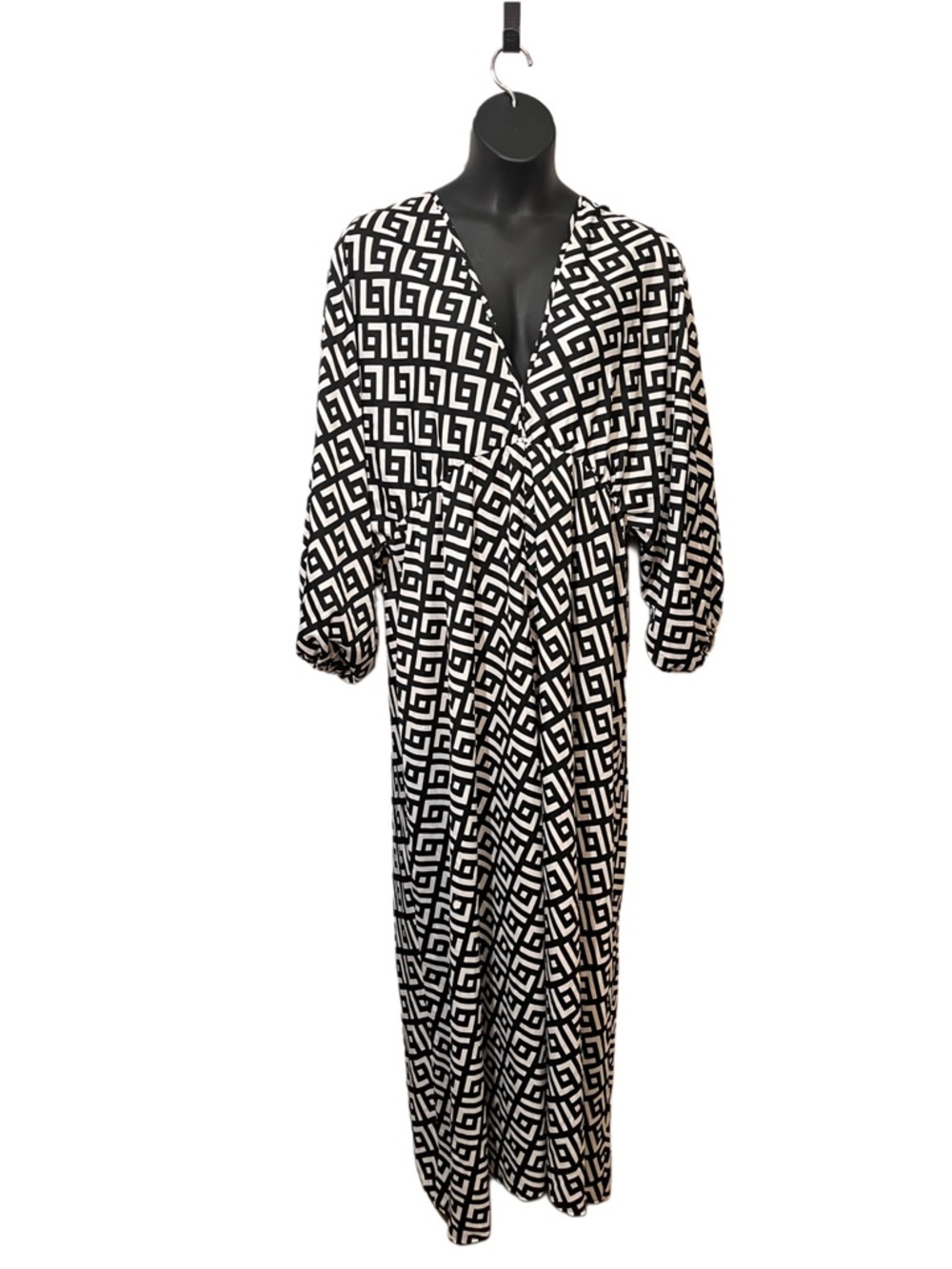 Boohoo Black and White Geometric Maxi Dress